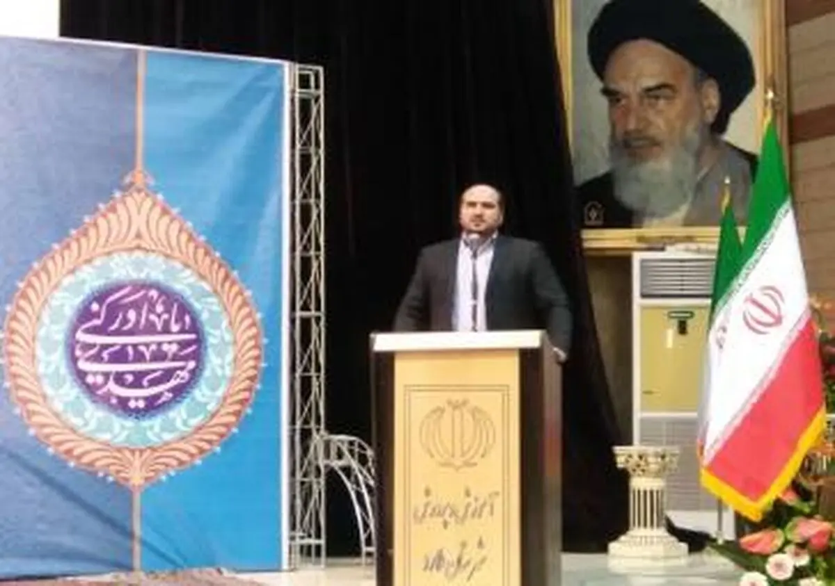 فعالیت مجاهدانه و انقلابی نصب العین فرمانداران باشد/ باید مردم را دخیل در مدیریت بدانیم