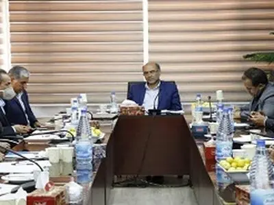 راه‌اندازی مجدد ۱۷ طرح تعطیل شده در کشور در راستای رفع بیکاری جوانان/ شناسایی علل تعطیلی واحد‌های تولیدی