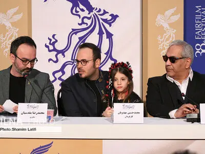 جزئیات نشست خبری فیلم درخت گردو/ از عینک آفتابی مهران مدیری تا بحث حقوقی درباره فیلمنامه