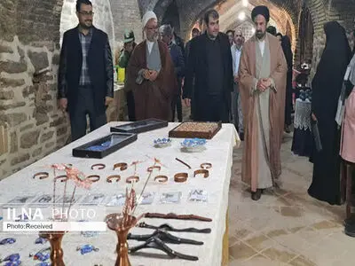 نمایشگاه و بازارچه نوروزی صنایع‌دستی آوج افتتاح شد
