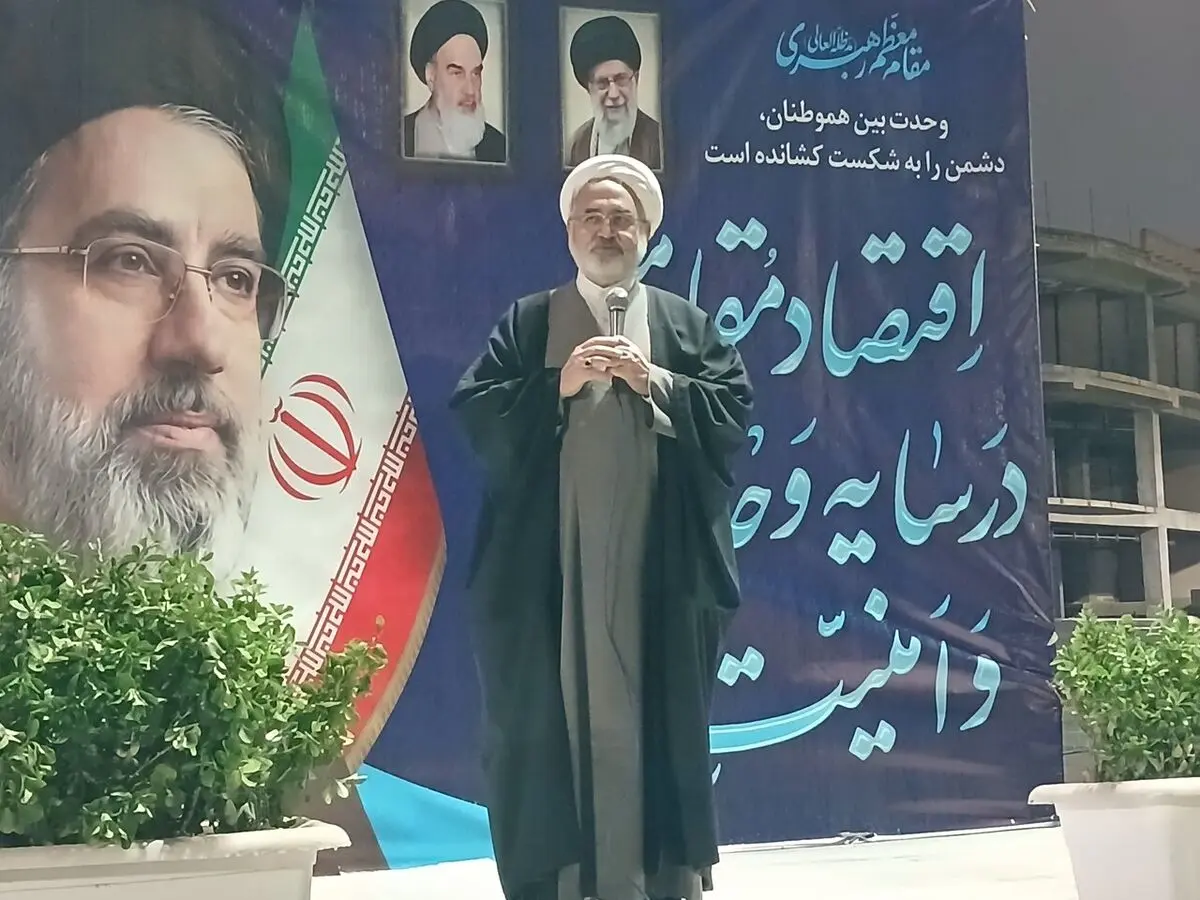 مشهد برای وداع باشکوه با پیکر رهبر شهید آماده می‌شود