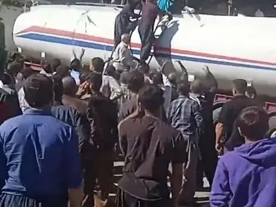 مرگ و مصدومیت ۲ کارگر جوشکار در انفجار مخزن سوخت تریلی