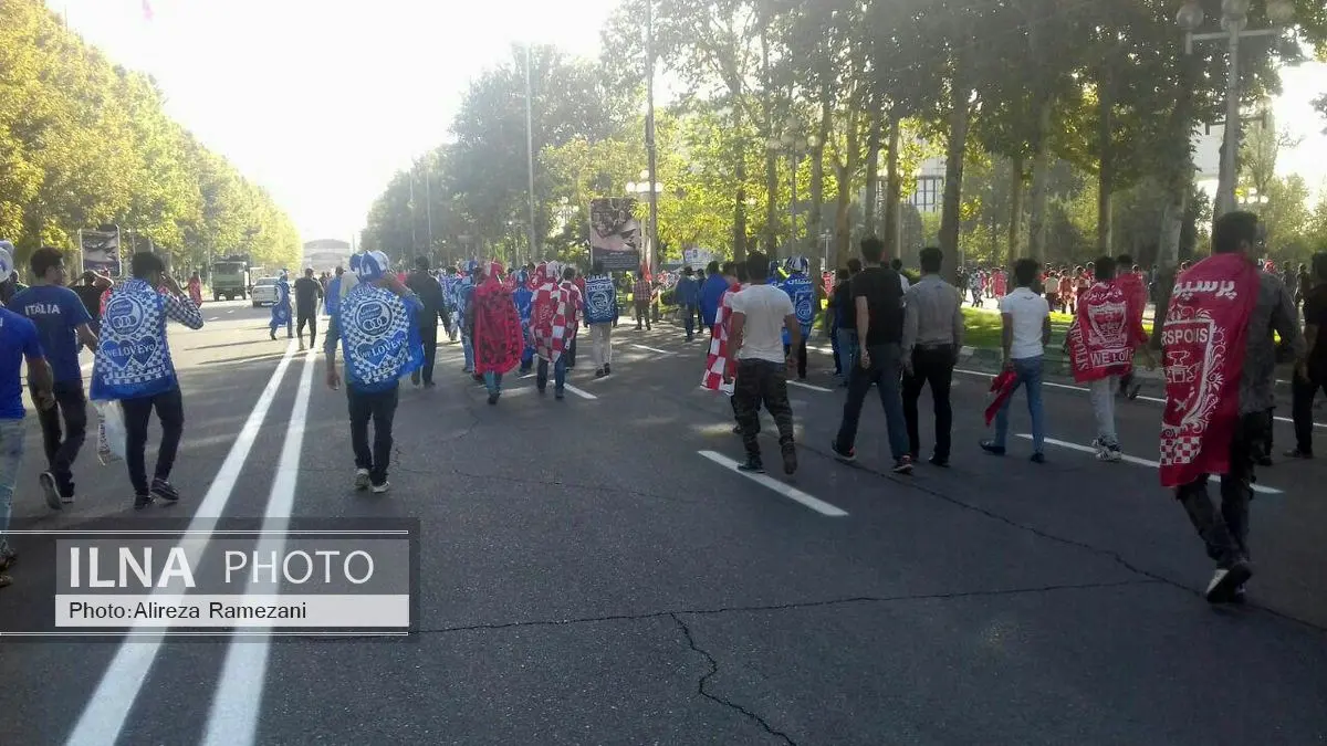 باز شدن درب‌های ورزشگاه آزادی زودتر از موعد مقرر