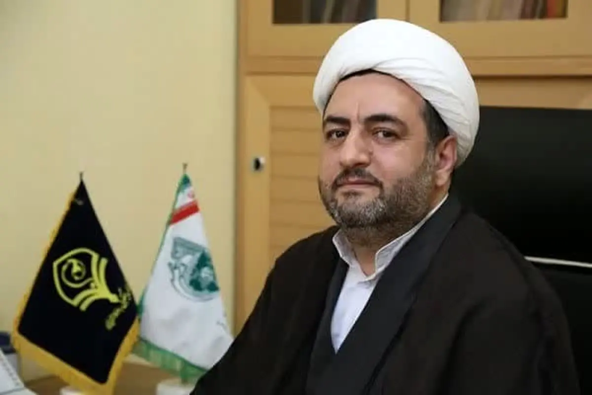 با بهره گیری از ۴۰۰کارشناس، روزانه به ده هزار پرسش، پاسخ میدهیم