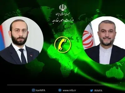 وزیر الخارجیة الإیراني یؤکد لنظیره الأرمني عدم جواز تواجد قوات أجنبیة في جنوب القوقاز  