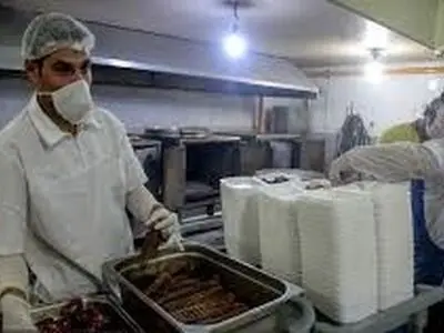 کارگران پیمانکاری آشپزخانه بیمارستان‌های علوم پزشکی رودبار: ۳ماه مزد طلبکاریم