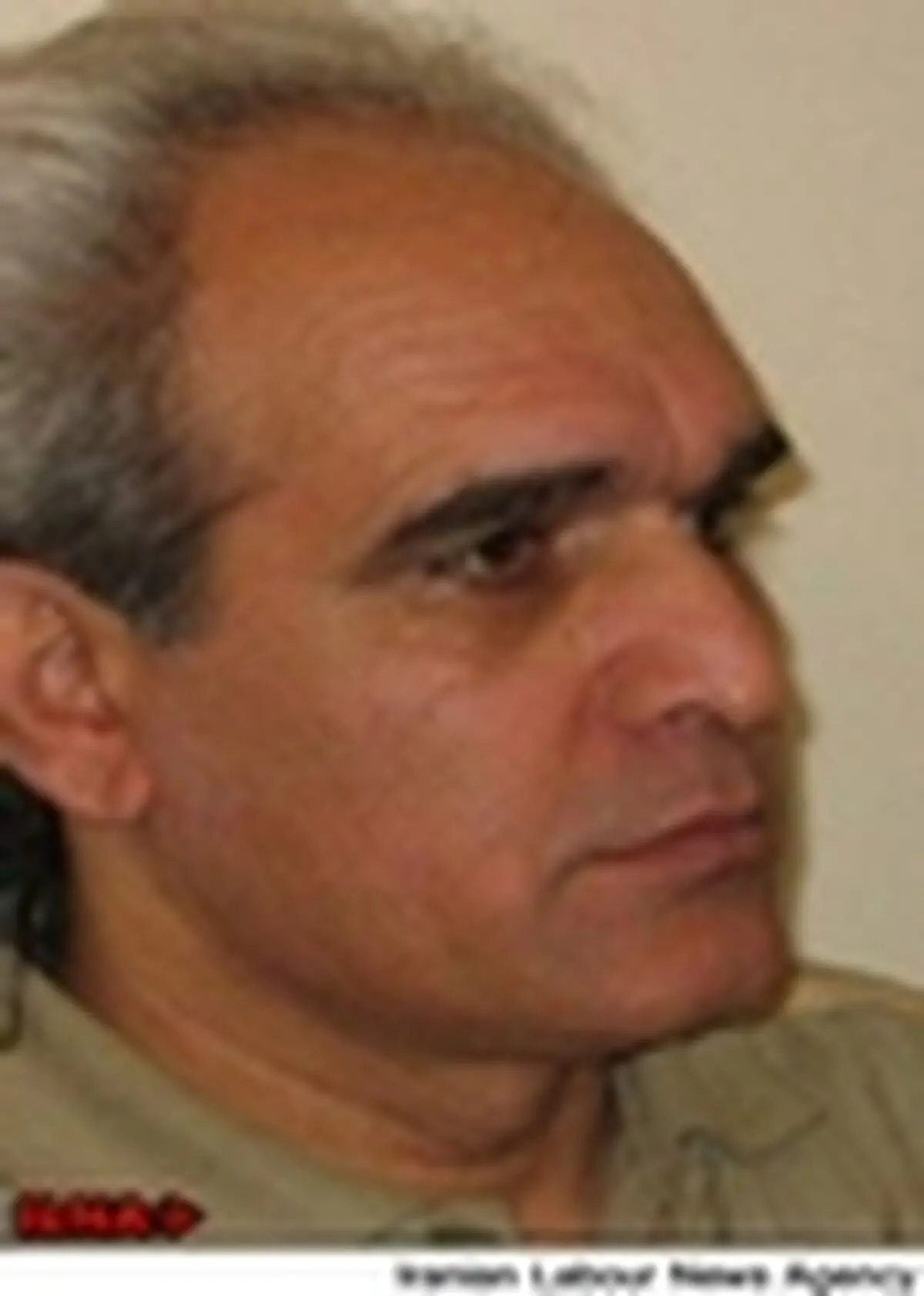 به نسل جدید نویسندگان اعتماد کنیم