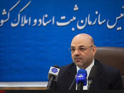  ۲۲ هزار و ۸۰۷ سند برای مسکن مهر صادر شده است/ ۴۸ هزارو ۲۱۳ میلیارد و ۷۵۰ میلیون ریال از مطالبات معوقه بانک‌ها را وصول کردیم