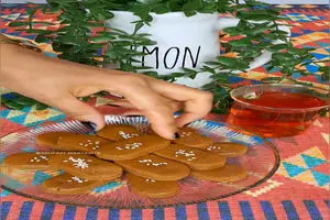 این شیرینی نه تخم مرغ داره نه شکر؛ در ۲۰ دقیقه و بدون فر هم آماده می‌شه + فیلم