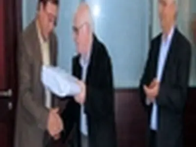 قدردانی از رانندگان برتر / لوح تقدیر صادرات نمونه برای عقاب افشان