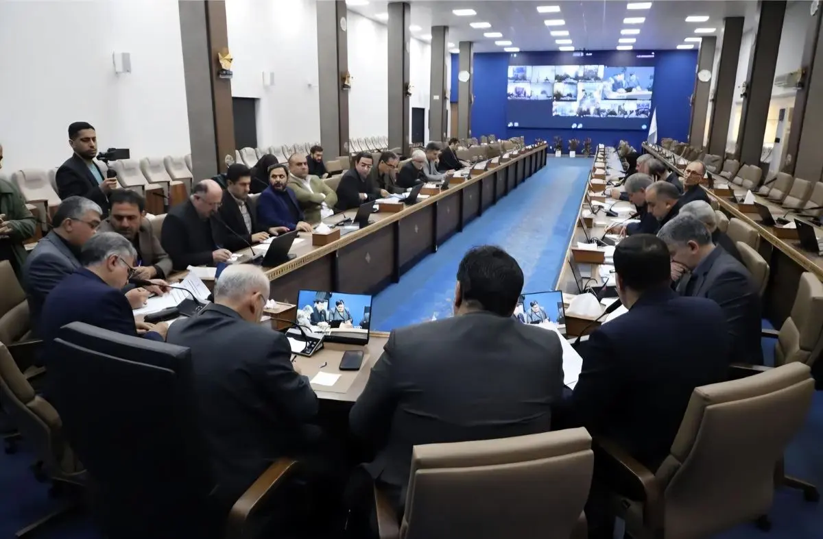 ۷۰۰ ژنراتور جدید در اختیار نانوایی‌ها قرار می‌گیرد/کالاها به وفور موجود است و مدیریت توزیع مطلوب است