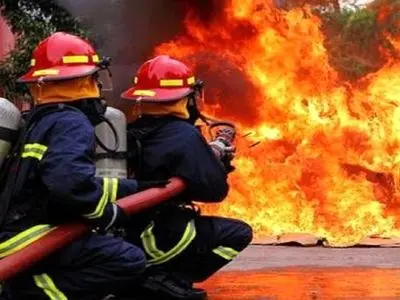 آتش سوزی در دو کارخانه تلفات جانی نداشت 