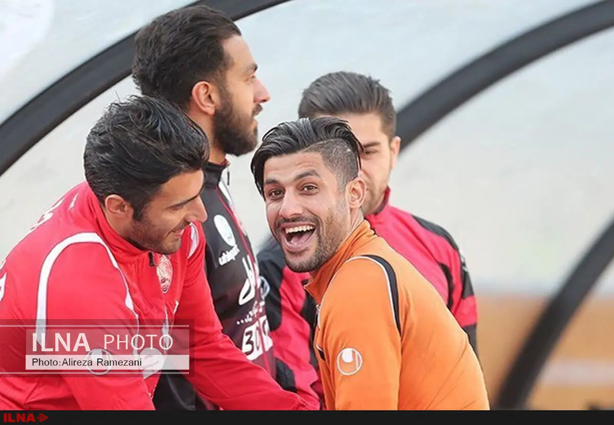 دغاغله: بخاطر خوشحالی بعد از گلم از هواداران پرسپولیس عذرخواهی می‌کنم