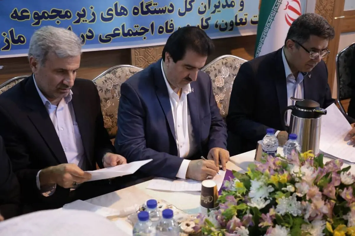 حضور مدیرعامل بانک رفاه کارگران در میز خدمت وزارت تعاون، کار و رفاه اجتماعی