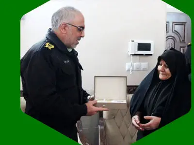 گردنبند طلای مسروقه به صاحبش برگردانده شد