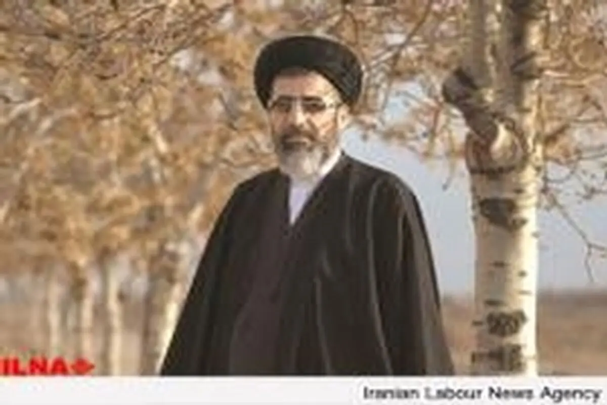 باید مشکلات و موانع اداری تولیدکنندگان رفع شود