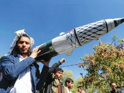 یمنی‌ها برای جنگ آماده می‌شوند: تقویت پدافند هوایی در صنعا