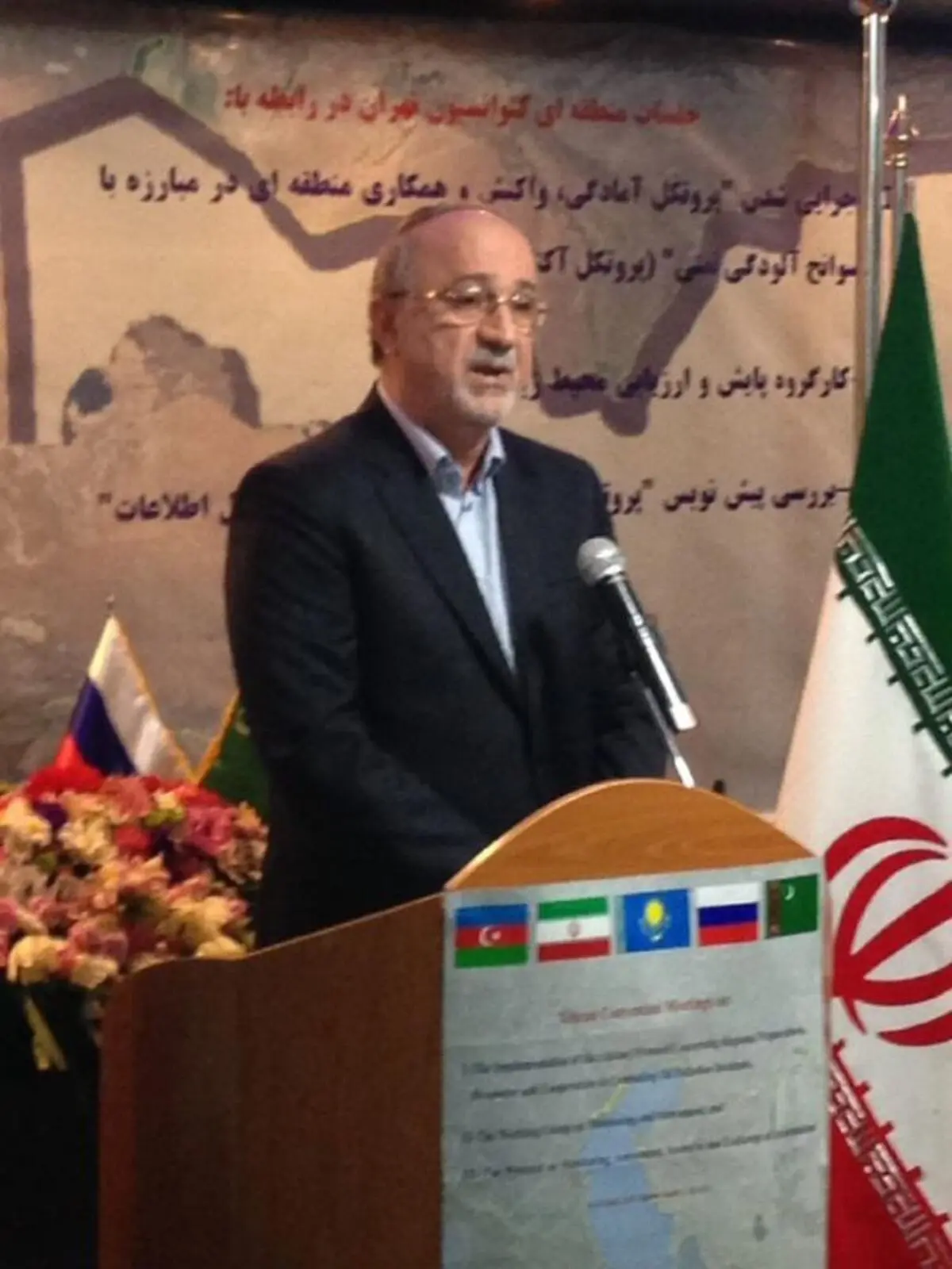 آمادگی گیلان برای همکاری در حوزه محیط‌زیست دریای خزر/ توسعه دریا‌محور از محورهای اصلی توسعه گیلان