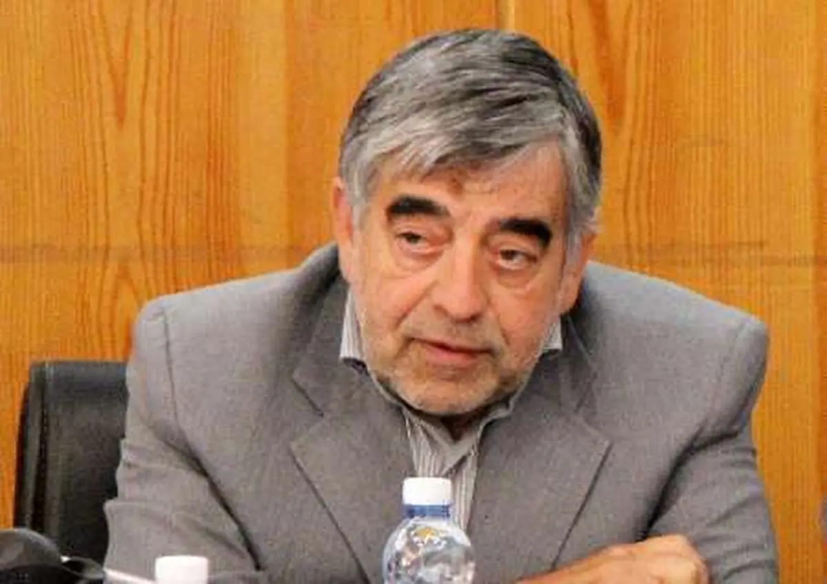 ضرورت کاهش تعطیلات نوروز و عزاداری‌های مذهبی با توجه به شرایط اضطرار در کشور