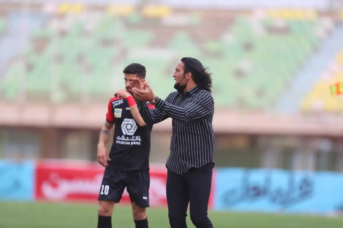 حسین خانی: چرا داور دیدار ما با پرسپولیس تغییر کرد؟