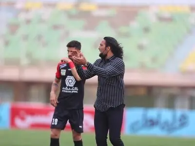 حسین خانی: چرا داور دیدار ما با پرسپولیس تغییر کرد؟