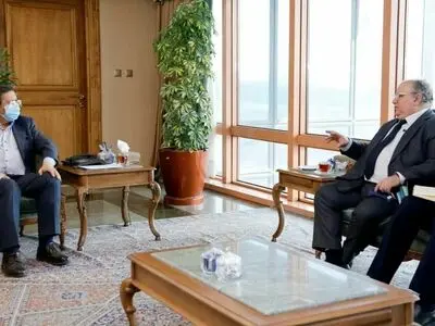 همتی یناقش مع وزیر التجارة العراقی تحویل الارصدة الایرانیة فی العراق
