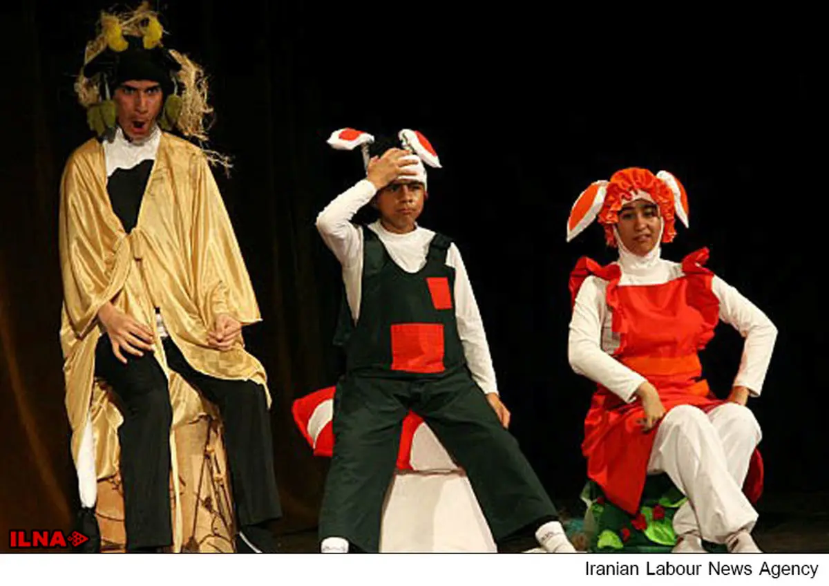 سی امین جشنواره تئاتر کودک و نوجوان در همدان آغاز به کار کرد