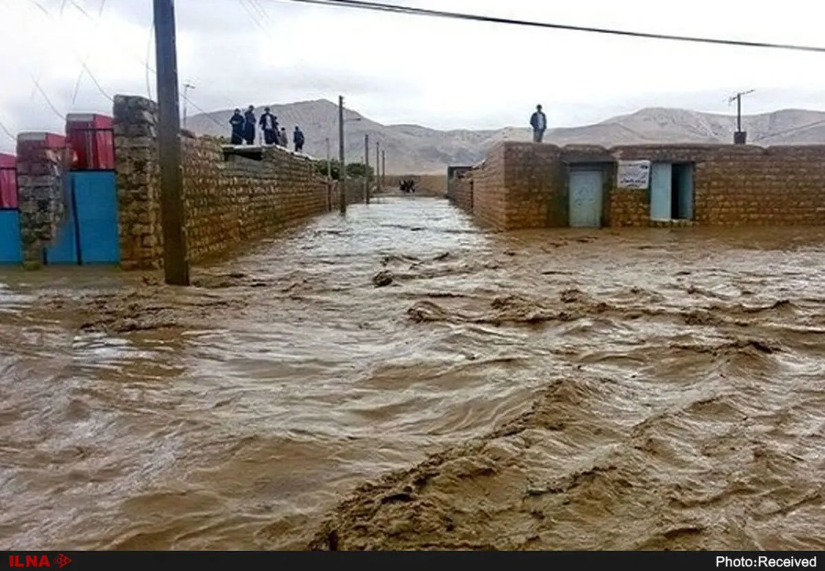 سیلاب روستای "داشک" شهرستان هیرمند را تخلیه کرد