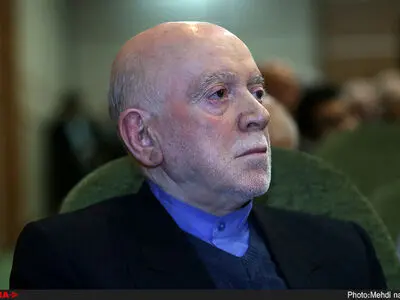 دستگاه دیپلماسی کشور در مورد اجرای برجام از غرب قطع امید کند
