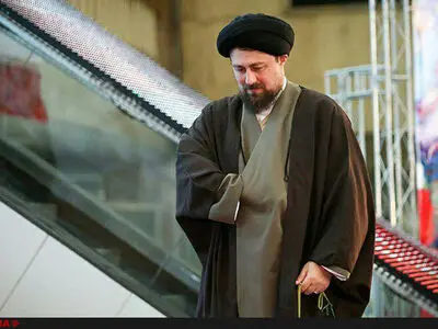 حضور یادگار امام در مراسم تحلیف دوازدهمین دوره ریاست‌جمهوری