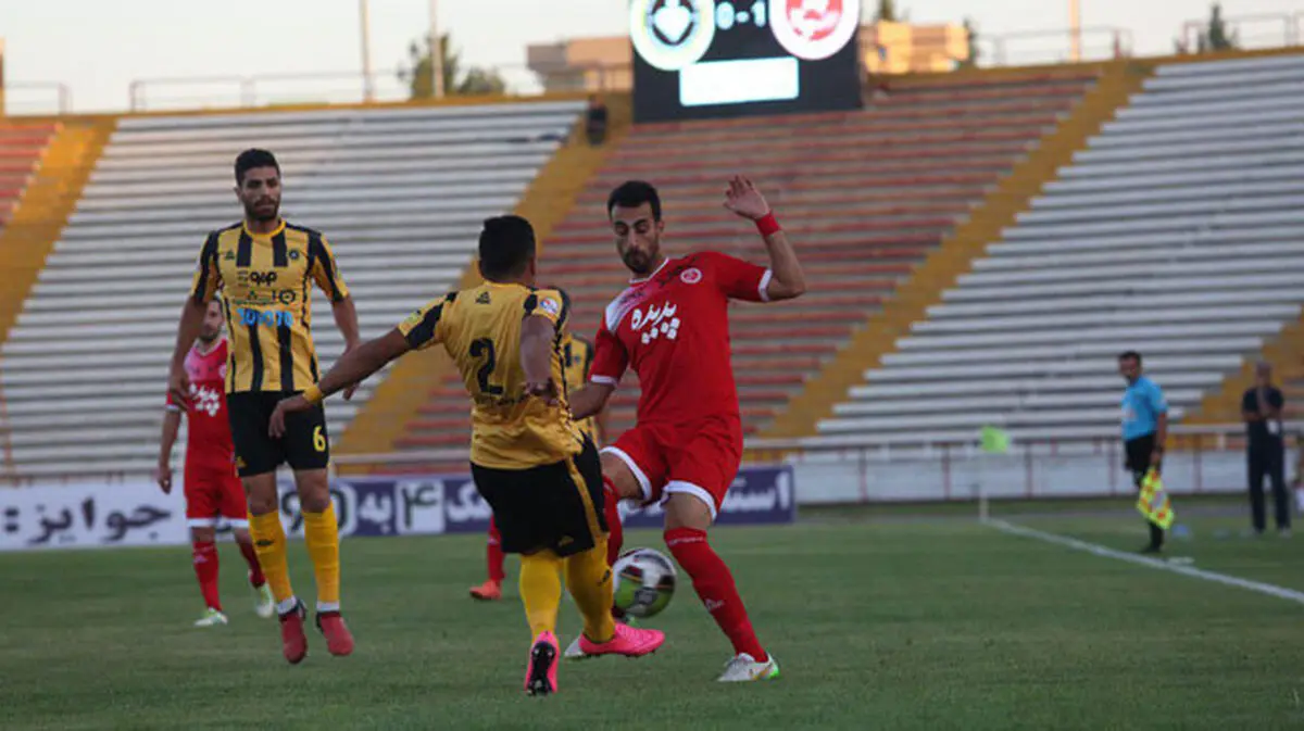 پدیده 1- 2سپاهان؛ شکست شاگردان یحیی در مشهد