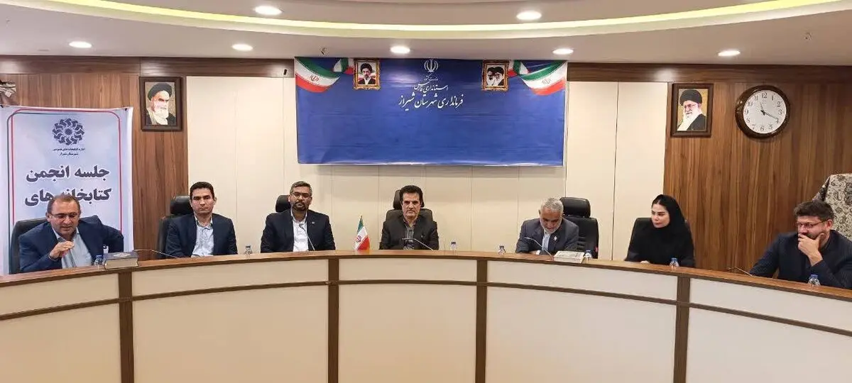 فضای مجازی رقیب جدی کتاب و کتاب‌خوانی است
