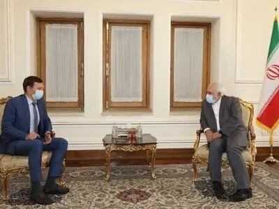 ظریف با معاون وزیر امور خارجه اوکراین دیدار و گفت‌وگو کرد