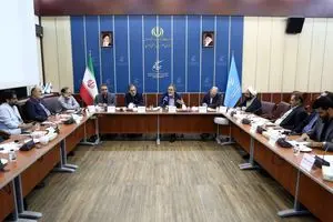 سینما در روزهای جنگ تعطیل نشد/ هنرمندان ما دشمن را ناامید کردند