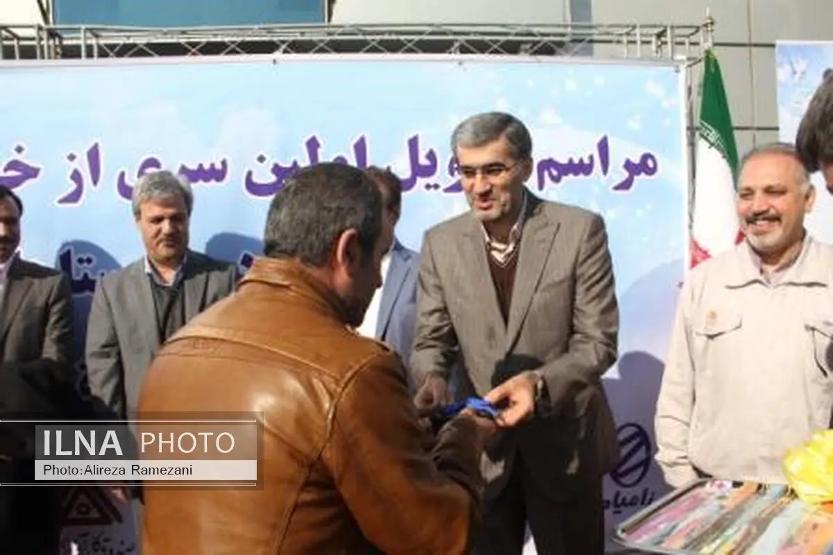 مراسم تحویل 100 دستگاه وانت زامیاد و 60 دستگاه کامیونت برای فعالیت در شبکه توزیع برندهای معتبر داخلی 