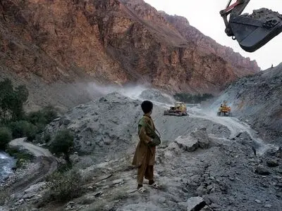 کنسرسیوم ایرانی در راه سرمایه‌گذاری بر معادن افغانستان/ بانک‌ها از پروژه‌های فرامرزی حمایت نمی‌کنند