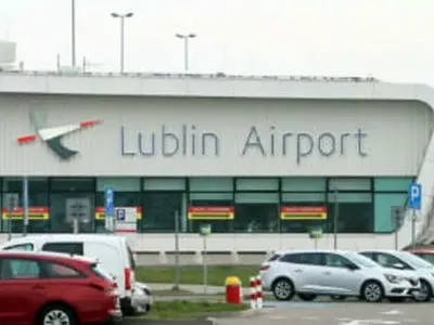 تعطیلی ۲ فرودگاه در لهستان به دلایل امنیتی