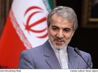 مسئولان دولت ممنوعیتی برای عضویت در احزاب ندارند