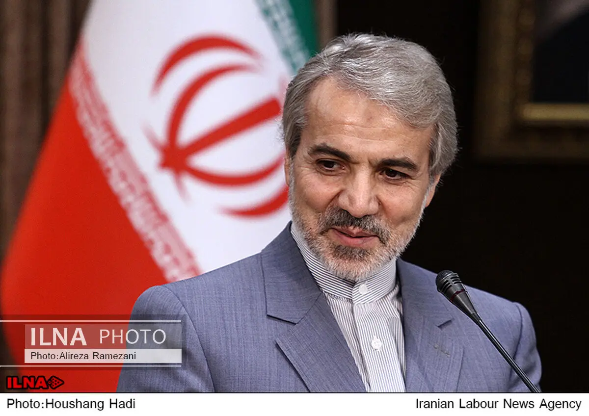 مسئولان دولت ممنوعیتی برای عضویت در احزاب ندارند