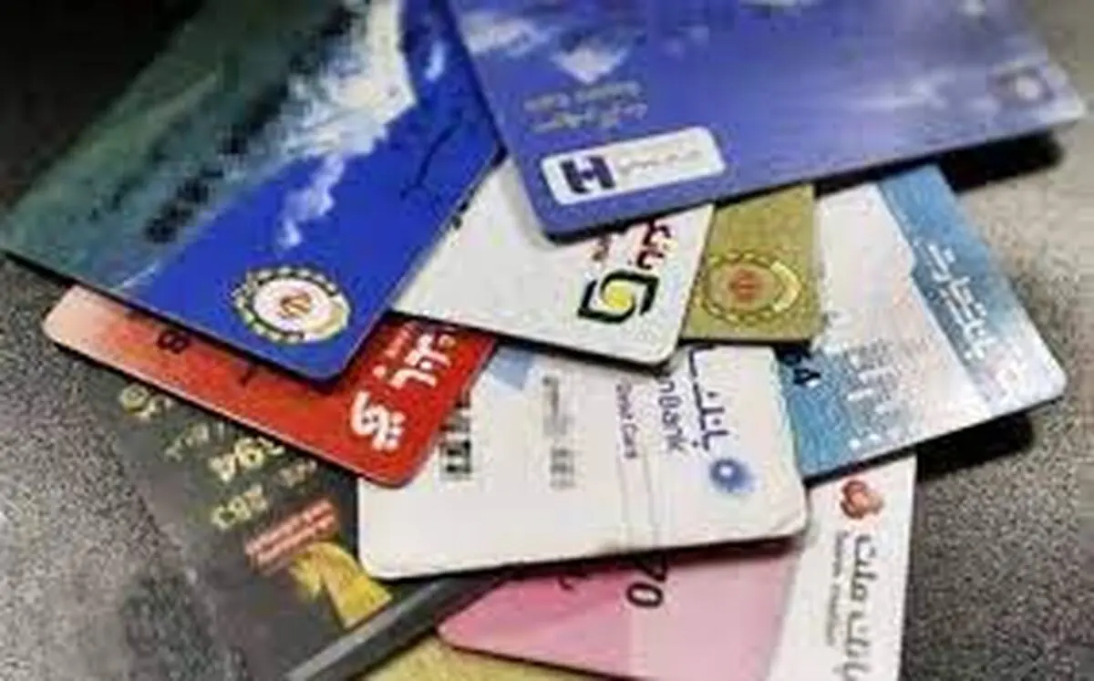 کلاهبردار650 میلیون ریالی کارت‌های بانکی در همدان دستگیر شد