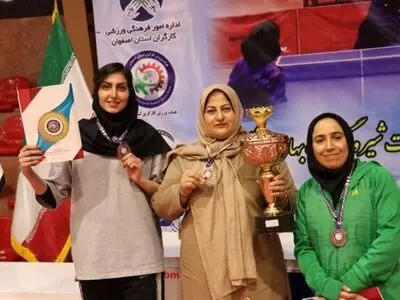 پیام تبریک دبیر اجرایی خانه کارگر خوزستان به تیم بانوان تنیس روی میز کارگران استان