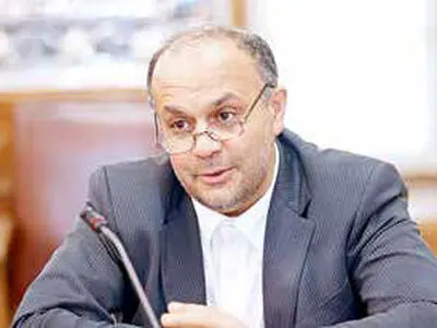 صادقانه انجام وظیفه کردم/صنعت را از کما خارج کردم/ 4 سال دیگر باشم؛ برنامه هایم را اجرایی می کنم