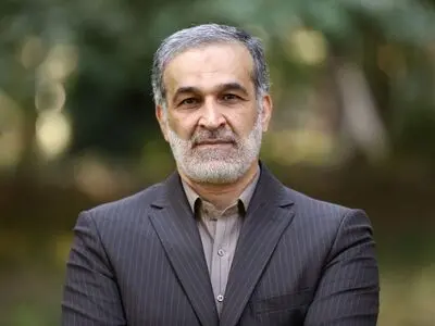 اعطای جایزه ویژه «جهاد تبیین» در اختتامیه پانزدهمین جشنواره هنرهای تجسمی فجر 