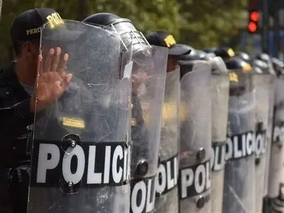  Peru Declares State of Emergency after Violent Protests