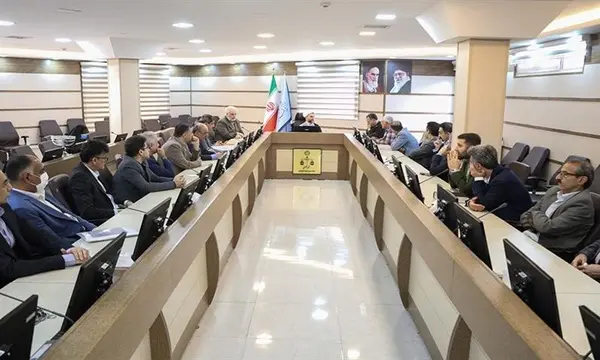 نشست اعضای هیئت مدیره سردفتران اسناد رسمی استان گیلان با رئیس کل دادگستری استان