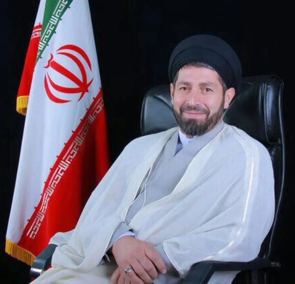 صحبت‌های رهبری درباره رابطه قوه مجریه و مجلس، فصل‌الخطاب است/ از دولت طلبِ شخصی نداریم/ سه قوه برای حل مشکلات کشور در کنار هم باشند 