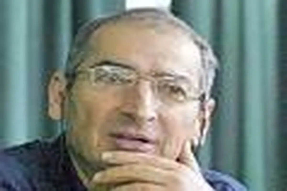 هیچ نهادی حق ندارد خبر و صلاح کسی را مشخص کند