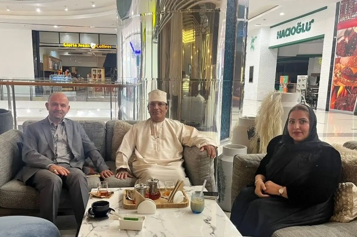 اهالی قلم در عمان از مقاومت ایران در جنگ ۱۲ روزه تمجید کردند