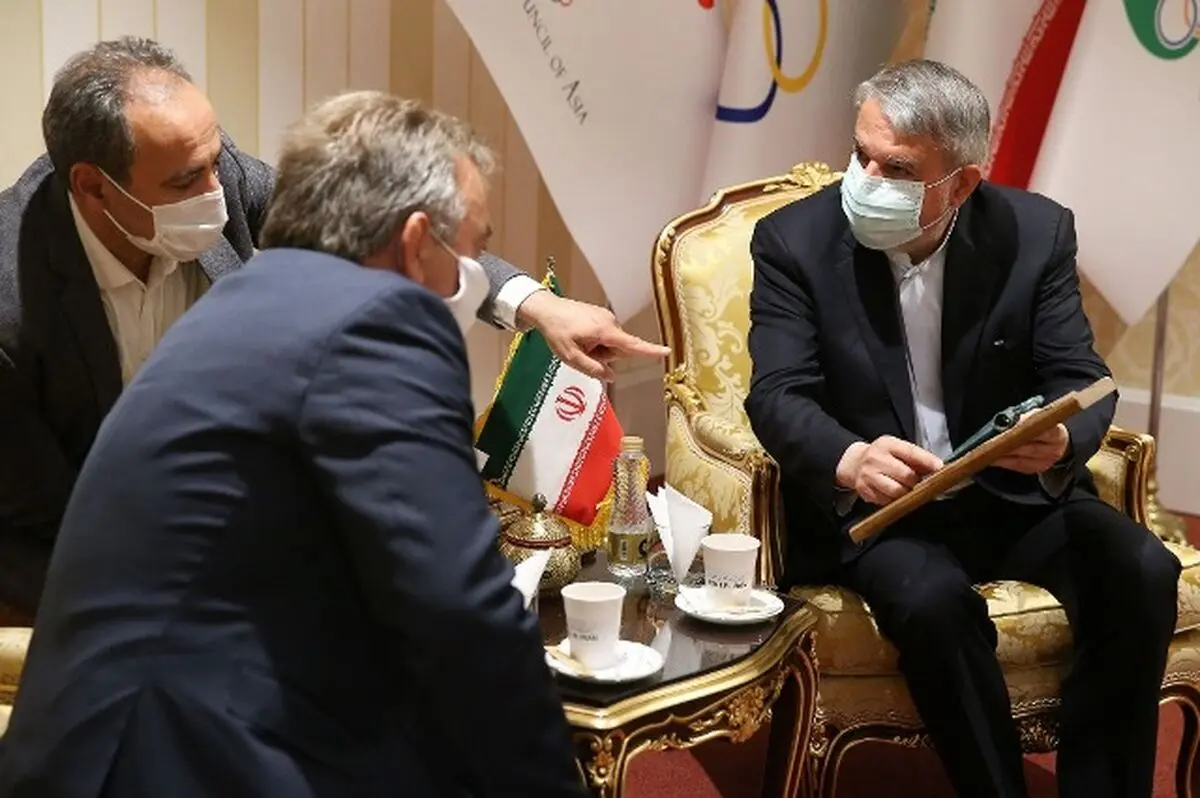 دیدار دکتر صالحی امیری با رئیس فدراسیون کشتی صربستان
