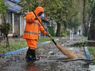 درخواست کارگران شهرداری رودبار برای دریافت عیدی و معوقات قبل از پایان سال 